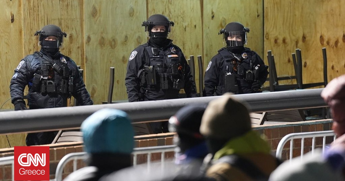 &Upsilon;&Pi;&Epsilon;&Sigma; &Iota;&tau;&alpha;&lambda;ί&alpha;&sigmaf;: &laquo;&Eta; ICE &delta;&epsilon;&nu; &theta;&alpha; &pi;&rho;&alpha;&gamma;&mu;&alpha;&tau;&omicron;&pi;&omicron;&iota;ή&sigma;&epsilon;&iota; &pi;&omicron;&tau;έ &alpha;&sigma;&tau;&upsilon;&nu;&omicron;&mu;&iota;&kappa;έ&sigmaf; &epsilon;&pi;&iota;&chi;&epsilon;&iota;&rho;ή&sigma;&epsilon;&iota;&sigmaf; &sigma;&tau;&eta;&nu; &epsilon;&pi;&iota;&kappa;&rho;ά&tau;&epsilon;&iota;ά &mu;&alpha;&sigmaf;&raquo;