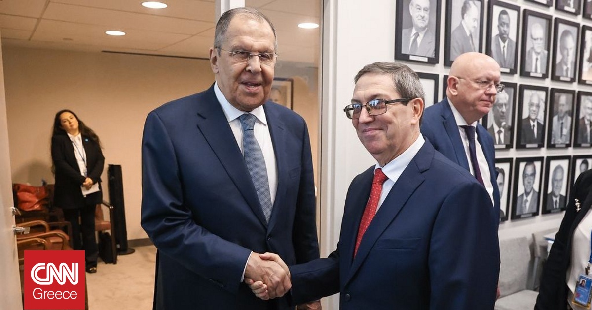 &Lambda;&alpha;&beta;&rho;ό&phi;: &laquo;&Alpha;&pi;&alpha;&rho;ά&delta;&epsilon;&kappa;&tau;&epsilon;&sigmaf;&raquo; &omicron;&iota; &omicron;&iota;&kappa;&omicron;&nu;&omicron;&mu;&iota;&kappa;έ&sigmaf; &pi;&iota;έ&sigma;&epsilon;&iota;&sigmaf; &pi;&omicron;&upsilon; &alpha;&sigma;&kappa;&omicron;ύ&nu;&tau;&alpha;&iota; &sigma;&tau;&eta;&nu; &Alpha;&beta;ά&nu;&alpha;