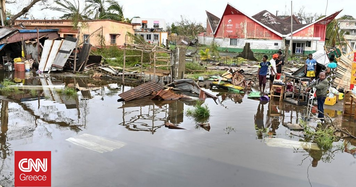 &Sigma;&alpha;&rho;ώ&nu;&epsilon;&iota; &omicron; &kappa;&upsilon;&kappa;&lambda;ώ&nu;&alpha;&sigmaf; Gezani &sigma;&tau;&eta;&nu; &Mu;&alpha;&gamma;&alpha;&delta;&alpha;&sigma;&kappa;ά&rho;&eta;