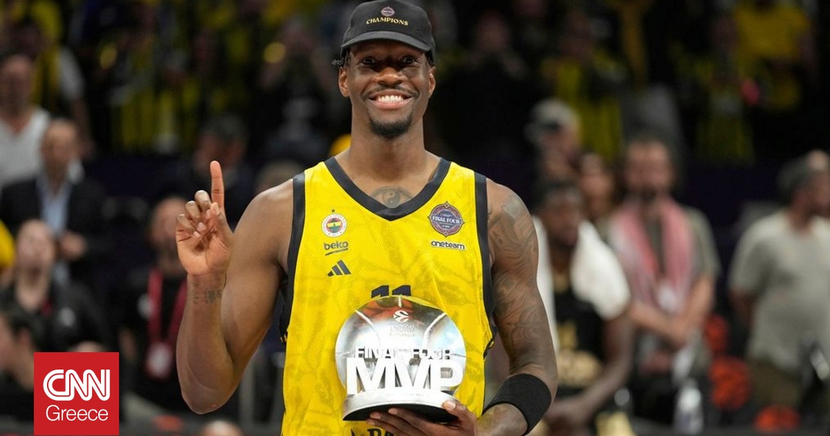 &Sigma;&tau;&omicron;&nu; &Pi;&alpha;&nu;&alpha;&theta;&eta;&nu;&alpha;ϊ&kappa;ό &omicron; &Nu;άϊ&tau;&zeta;&epsilon;&lambda; &Chi;έ&iota;&zeta; &Nu;&tau;έ&iota;&beta;&iota;&sigmaf; - &Tau;&omicron; &alpha;&nu;&alpha;&kappa;&omicron;ί&nu;&omega;&sigma;&epsilon; &omicron; &Delta;&eta;&mu;ή&tau;&rho;&eta;&sigmaf; &Gamma;&iota;&alpha;&nu;&nu;&alpha;&kappa;ό&pi;&omicron;&upsilon;&lambda;&omicron;&sigmaf;