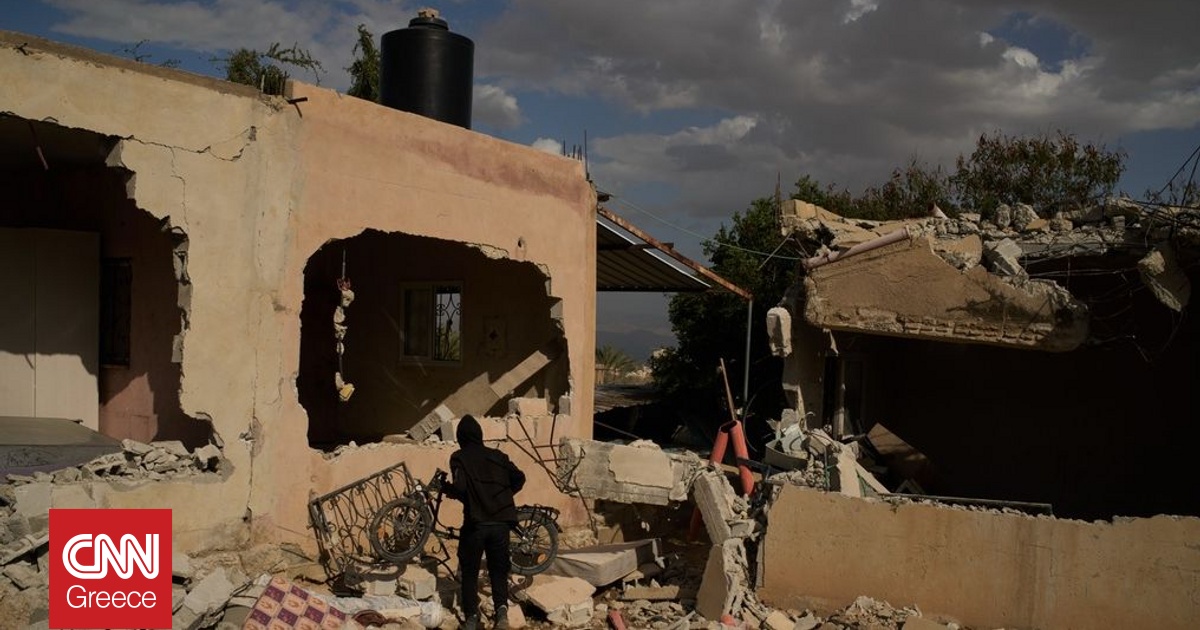 &Iota;&sigma;&rho;&alpha;&eta;&lambda;&iota;&nu;&omicron;ί έ&pi;&omicron;&iota;&kappa;&omicron;&iota; &kappa;&alpha;&tau;έ&sigma;&tau;&rho;&epsilon;&psi;&alpha;&nu; &sigma;&pi;ί&tau;&iota;&alpha; &Pi;&alpha;&lambda;&alpha;&iota;&sigma;&tau;&iota;&nu;ί&omega;&nu; &sigma;&tau;&eta; &Delta;&upsilon;&tau;&iota;&kappa;ή Ό&chi;&theta;&eta; - &Tau;&iota; &kappa;&alpha;&tau;&alpha;&gamma;&gamma;έ&lambda;&omicron;&upsilon;&nu; &omicron;&iota; &kappa;ά&tau;&omicron;&iota;&kappa;&omicron;&iota;