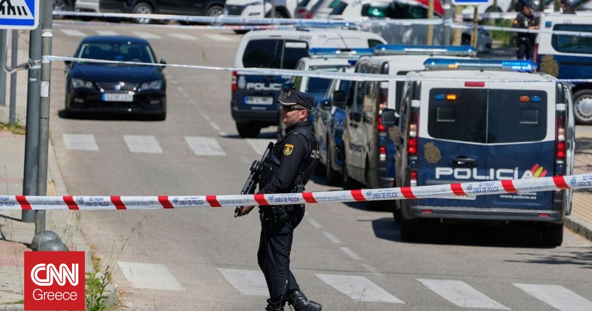 &Iota;&sigma;&pi;&alpha;&nu;ί&alpha;: &Omicron; &upsilon;&pi;&alpha;&rho;&chi;&eta;&gamma;ό&sigmaf; &tau;&eta;&sigmaf; &alpha;&sigma;&tau;&upsilon;&nu;&omicron;&mu;ί&alpha;&sigmaf; &pi;&alpha;&rho;&alpha;&iota;&tau;ή&theta;&eta;&kappa;&epsilon;, &alpha;&phi;&omicron;ύ &kappa;&alpha;&tau;&eta;&gamma;&omicron;&rho;ή&theta;&eta;&kappa;&epsilon; &alpha;&pi;ό &mu;&iota;&alpha; &alpha;&sigma;&tau;&upsilon;&nu;&omicron;&mu;&iota;&kappa;ό &gamma;&iota;&alpha; &beta;&iota;&alpha;&sigma;&mu;ό