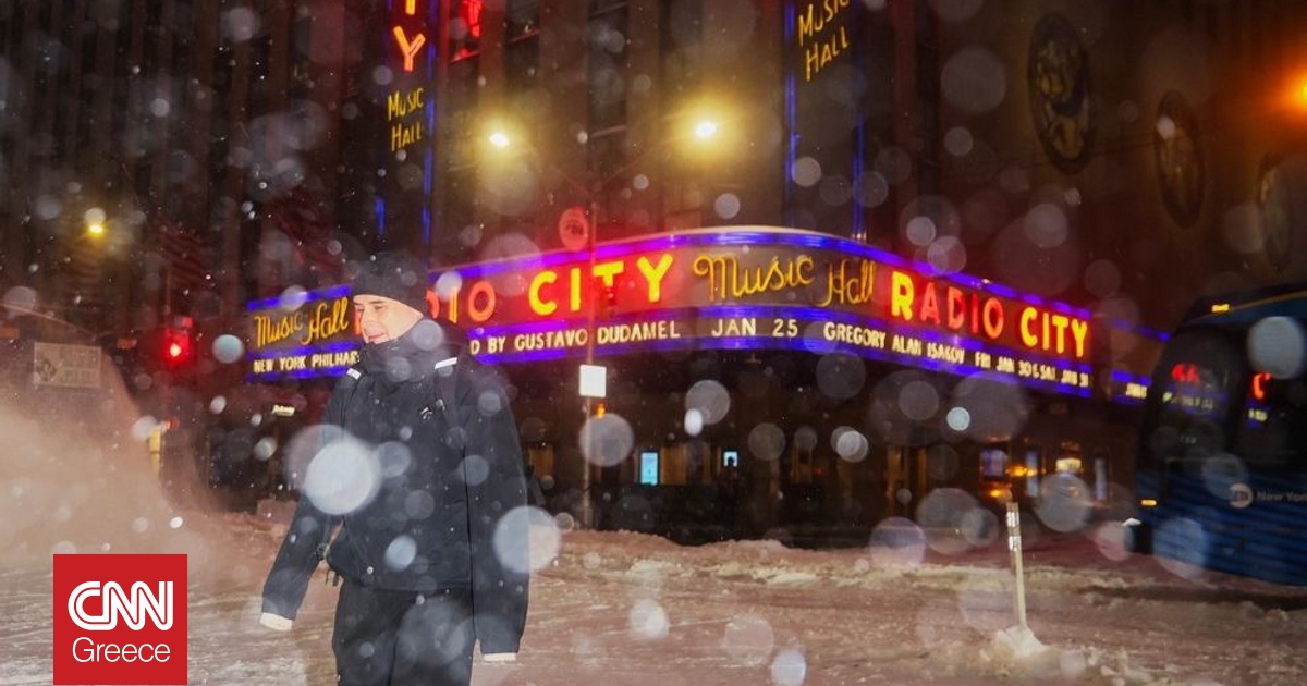 &Eta; &Nu;έ&alpha; &Upsilon;ό&rho;&kappa;&eta; &alpha;&nu;&tau;&iota;&mu;έ&tau;&omega;&pi;&eta; &mu;&epsilon; &tau;&eta;&nu; &iota;&sigma;&chi;&upsilon;&rho;ό&tau;&epsilon;&rho;&eta; &chi;&iota;&omicron;&nu;&omicron;&theta;ύ&epsilon;&lambda;&lambda;&alpha; &tau;&eta;&sigmaf; 10&epsilon;&tau;ί&alpha;&sigmaf;: &Alpha;&kappa;&upsilon;&rho;ώ&sigma;&epsilon;&iota;&sigmaf; &pi;&tau;ή&sigma;&epsilon;&omega;&nu;, &kappa;&lambda;&epsilon;&iota;&sigma;&tau;ά &sigma;&chi;&omicron;&lambda;&epsilon;ί&alpha;
