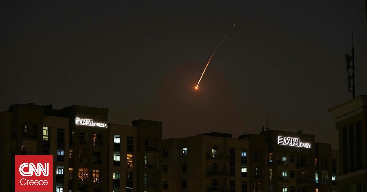 &Nu;έ&alpha; &mu;&alpha;&rho;&tau;&upsilon;&rho;ί&alpha; &Epsilon;&lambda;&lambda;&eta;&nu;ί&delta;&alpha;&sigmaf; &sigma;&tau;&omicron; &Nu;&tau;&omicron;&upsilon;&mu;&pi;ά&iota;: &laquo;&Pi;&epsilon;&tau;ά&chi;&tau;&eta;&kappa;&alpha; &alpha;&pi;ό &tau;&omicron; &kappa;&rho;&epsilon;&beta;ά&tau;&iota;&raquo;