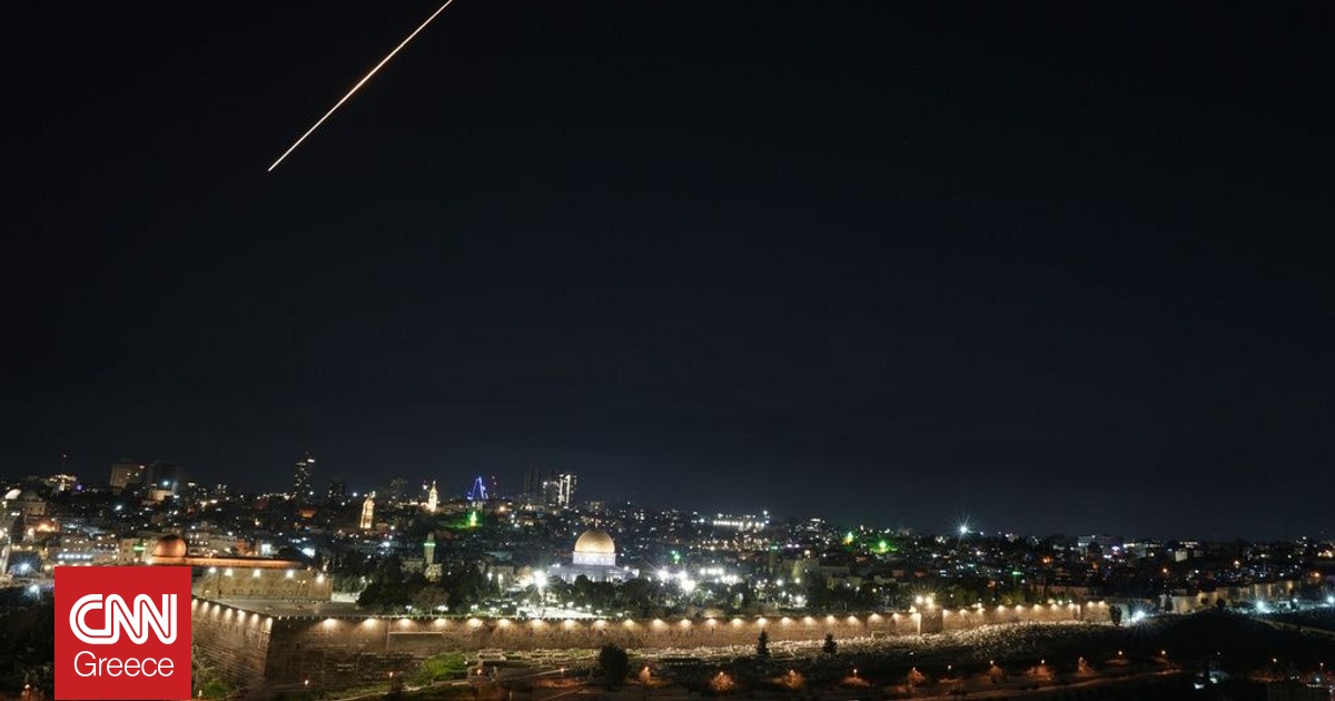 &Tau;&omicron; &Iota;&rho;ά&nu; &alpha;&pi;&epsilon;&iota;&lambda;&epsilon;ί &nu;&alpha; &chi;&tau;&upsilon;&pi;ή&sigma;&epsilon;&iota; &tau;&iota;&sigmaf; &pi;&rho;&epsilon;&sigma;&beta;&epsilon;ί&epsilon;&sigmaf; &tau;&omicron;&upsilon; &Iota;&sigma;&rho;&alpha;ή&lambda; &sigma;&epsilon; ό&lambda;&omicron; &tau;&omicron;&nu; &kappa;ό&sigma;&mu;&omicron;