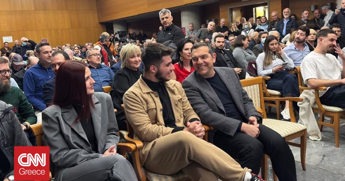 &Omicron; &Tau;&sigma;ί&pi;&rho;&alpha;&sigmaf; &kappa;&alpha;&iota; &eta; &omicron;&mu;ά&delta;&alpha; &pi;&omicron;&upsilon; &kappa;&epsilon;&rho;&delta;ί&zeta;&epsilon;&iota;: &laquo;&Theta;&alpha; &pi;ά&rho;&omicron;&upsilon;&mu;&epsilon; &xi;&alpha;&nu;ά &tau;&omicron; &pi;&rho;&omega;&tau;ά&theta;&lambda;&eta;&mu;&alpha;, ό&tau;&alpha;&nu; &theta;&alpha; έ&chi;&omicron;&upsilon;&mu;&epsilon; &sigma;&chi;έ&delta;&iota;&omicron;&raquo;