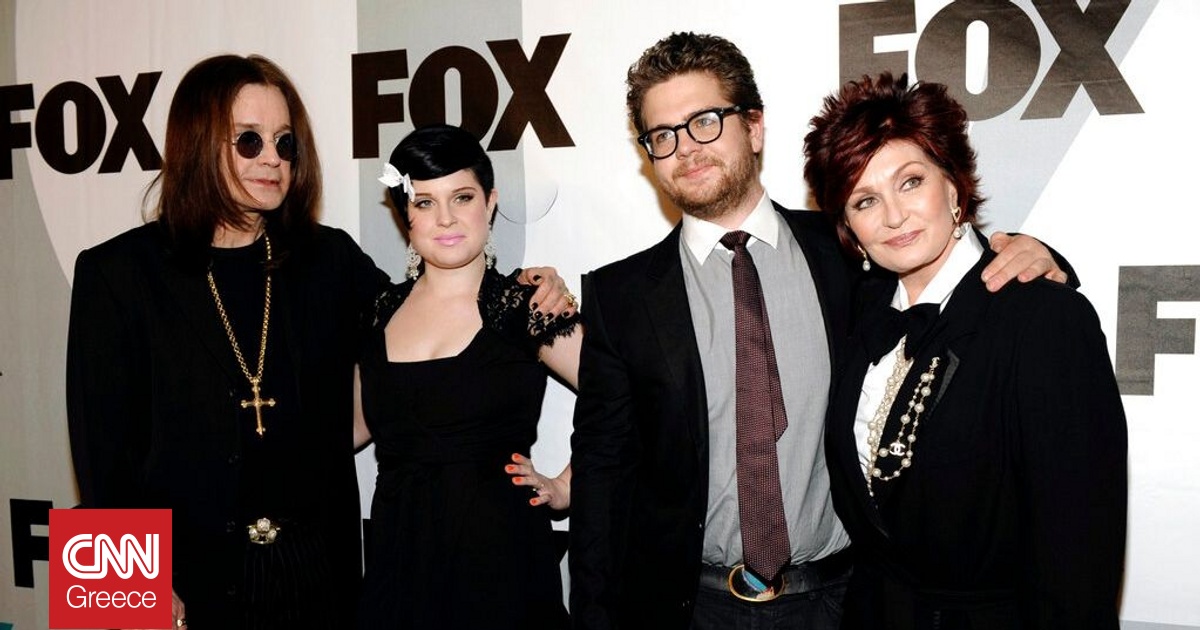 &Omicron; &Tau;&zeta;&alpha;&kappa; Ό&sigma;&mu;&pi;&omicron;&rho;&nu; έ&delta;&omega;&sigma;&epsilon; &tau;&omicron; ό&nu;&omicron;&mu;&alpha; &tau;&omicron;&upsilon; &pi;&alpha;&tau;έ&rho;&alpha; &tau;&omicron;&upsilon; &sigma;&tau;&eta; &nu;&epsilon;&omicron;&gamma;έ&nu;&nu;&eta;&tau;&eta; &kappa;ό&rho;&eta; &tau;&omicron;&upsilon;