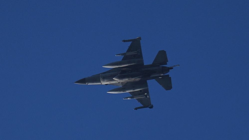 &Iota;&sigma;&rho;&alpha;&eta;&lambda;&iota;&nu;ά &mu;&alpha;&chi;&eta;&tau;&iota;&kappa;ά &sigma;&pi;ά&nu;&epsilon; &tau;&omicron; &phi;&rho;ά&gamma;&mu;&alpha; &tau;&omicron;&upsilon; ή&chi;&omicron;&upsilon; &kappa;&alpha;&iota; &pi;&rho;&omicron;&kappa;&alpha;&lambda;&omicron;ύ&nu; &pi;&alpha;&nu;&iota;&kappa;ό &sigma;&tau;&eta; &Beta;&eta;&rho;&upsilon;&tau;ό