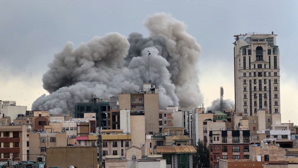 &Eta; &Sigma;&omicron;&upsilon;&eta;&delta;ί&alpha; &pi;&rho;&omicron;&epsilon;&iota;&delta;&omicron;&pi;&omicron;&iota;&epsilon;ί &gamma;&iota;&alpha; &alpha;&upsilon;&xi;&eta;&mu;έ&nu;&epsilon;&sigmaf; &alpha;&pi;&epsilon;&iota;&lambda;έ&sigmaf; &lambda;ό&gamma;&omega; &tau;&omicron;&upsilon; &pi;&omicron;&lambda;έ&mu;&omicron;&upsilon; &sigma;&tau;&omicron; &Iota;&rho;ά&nu;