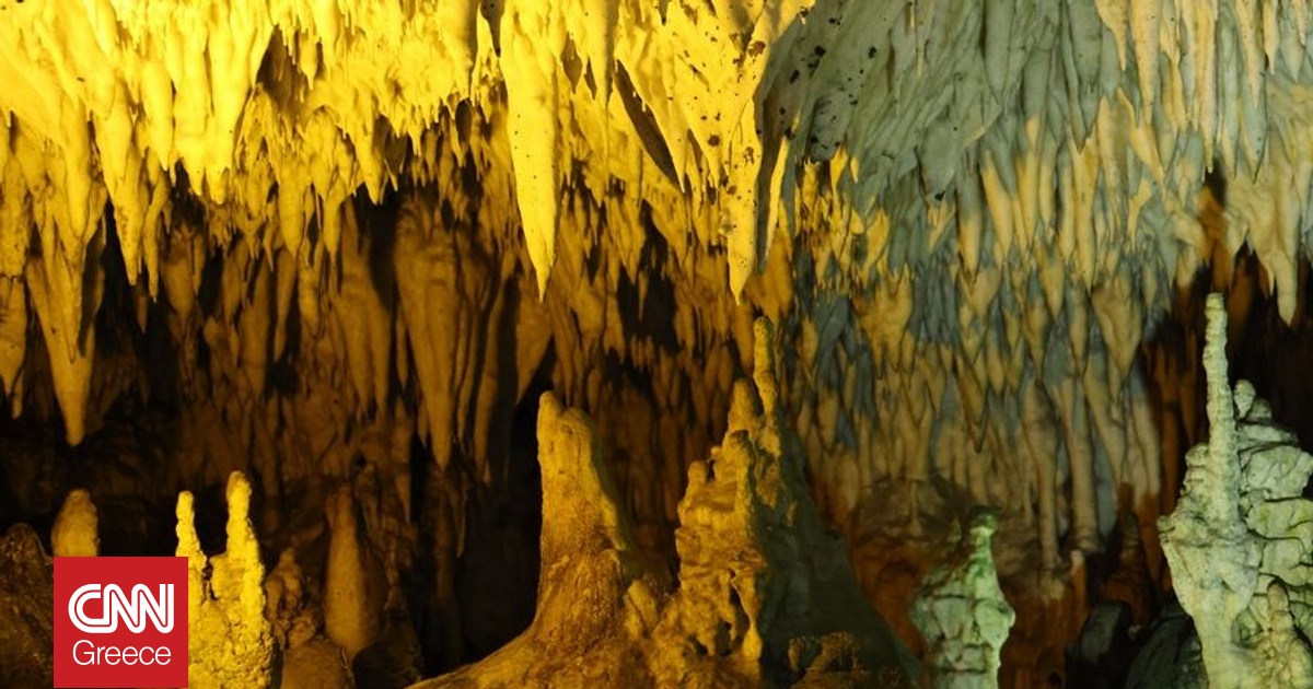 &Iota;&chi;&nu;&eta;&lambda;&alpha;&tau;ώ&nu;&tau;&alpha;&sigmaf; &tau;&omicron; &mu;&omicron;&nu;&alpha;&delta;&iota;&kappa;ό &Sigma;&pi;ή&lambda;&alpha;&iota;&omicron; &tau;&omicron;&upsilon; &Delta;&rho;ά&kappa;&omicron;&upsilon; &sigma;&tau;&eta;&nu; &Kappa;&alpha;&sigma;&tau;&omicron;&rho;&iota;ά