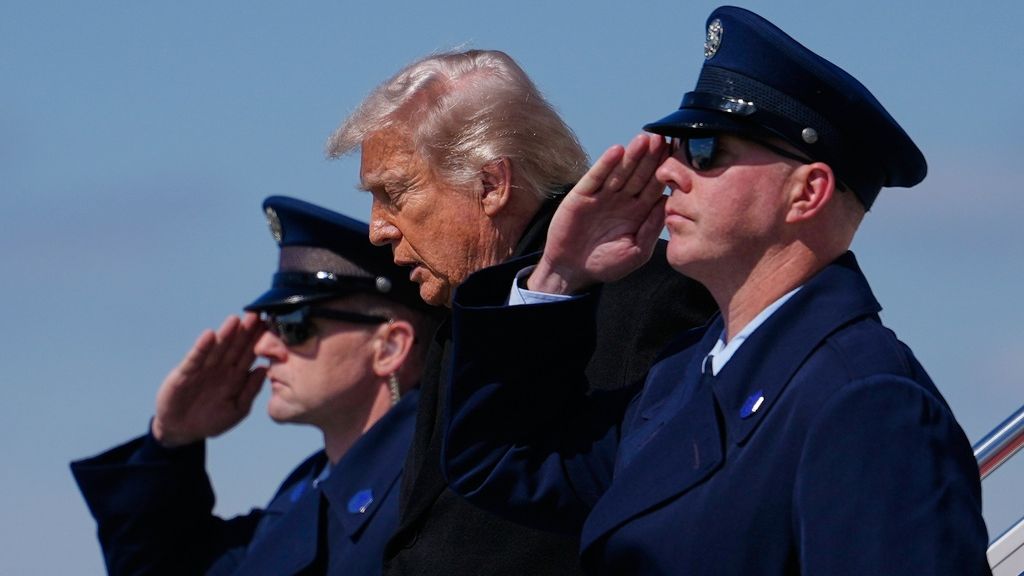 &laquo;&Alpha;&chi;&rho;&epsilon;ί&alpha;&sigma;&tau;&omicron;&sigmaf;&raquo; &omicron; &pi;ό&lambda;&epsilon;&mu;&omicron;&sigmaf; &Tau;&rho;&alpha;&mu;&pi; &sigma;&tau;&omicron; &Iota;&rho;ά&nu; &lambda;έ&epsilon;&iota; &tau;&omicron; 60% &tau;&omega;&nu; &alpha;&mu;&epsilon;&rho;&iota;&kappa;&alpha;&nu;ώ&nu; &sigma;&epsilon; &delta;&eta;&mu;&omicron;&sigma;&kappa;ό&pi;&eta;&sigma;&eta; &sigma;&tau;&iota;&sigmaf; &Eta;&Pi;&Alpha;