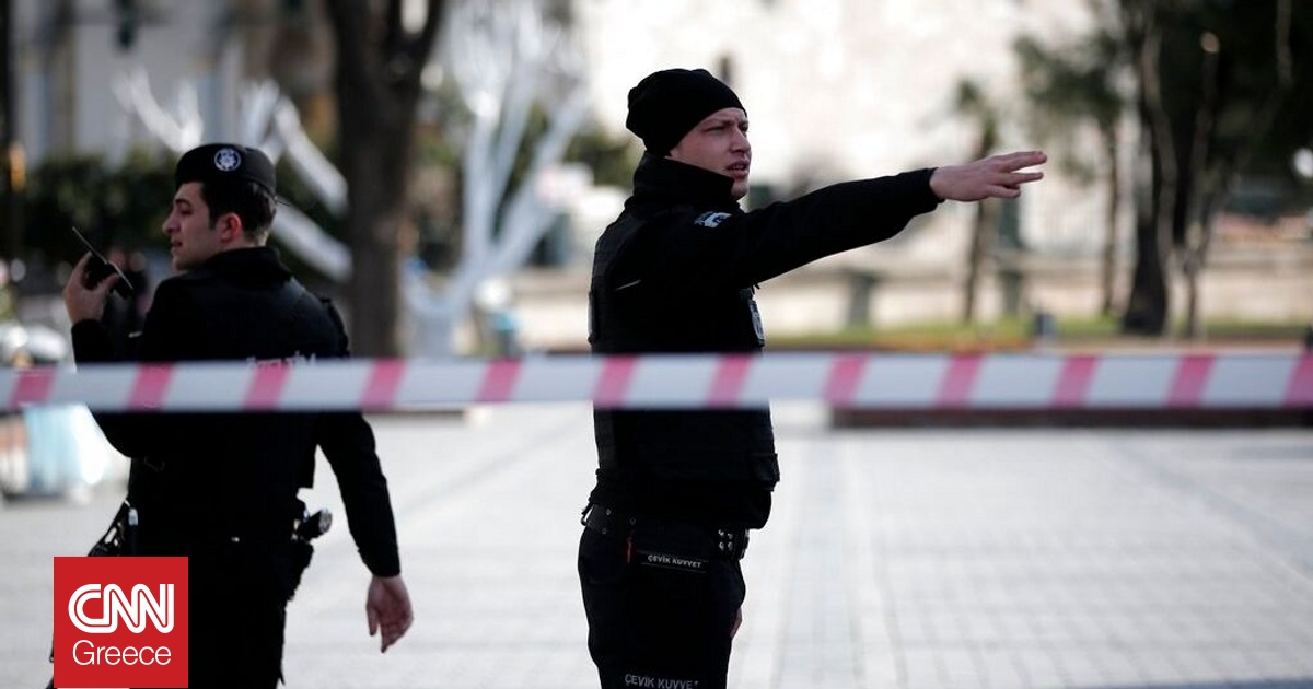 &Beta;ί&nu;&tau;&epsilon;&omicron; &alpha;&pi;ό &tau;&eta; &sigma;&tau;&iota;&gamma;&mu;ή &pi;&omicron;&upsilon; έ&nu;&omicron;&pi;&lambda;&omicron;&sigmaf; &pi;&rho;ώ&eta;&nu; &mu;&alpha;&theta;&eta;&tau;ή&sigmaf; &epsilon;&iota;&sigma;&beta;ά&lambda;&epsilon;&iota; &sigma;&epsilon; &sigma;&chi;&omicron;&lambda;&epsilon;ί&omicron; &sigma;&tau;&eta;&nu; &Tau;&omicron;&upsilon;&rho;&kappa;ί&alpha;