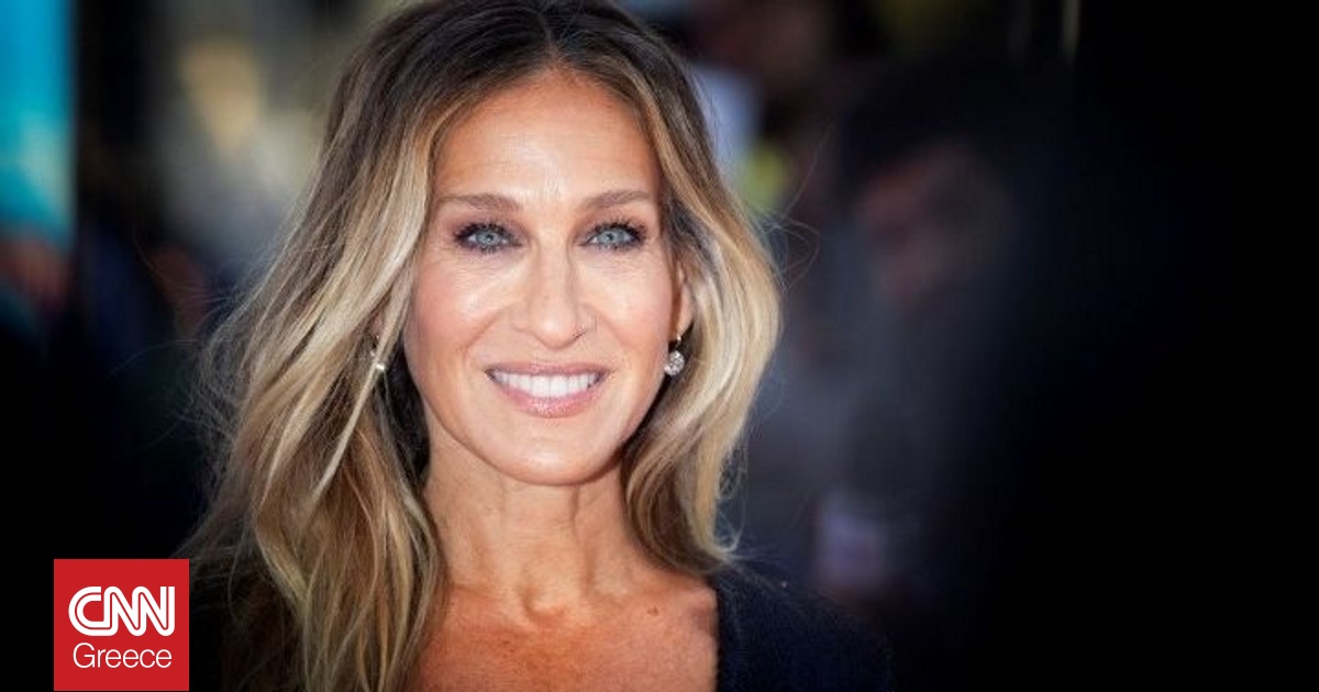 &Sigma;&epsilon; &delta;&eta;&mu;&omicron;&pi;&rho;&alpha;&sigma;ί&alpha; &eta; &epsilon;&mu;&beta;&lambda;&eta;&mu;&alpha;&tau;&iota;&kappa;ή &gamma;&kappa;&alpha;&rho;&nu;&tau;&alpha;&rho;ό&mu;&pi;&alpha; &kappa;&alpha;&iota; 500 &alpha;&nu;&tau;&iota;&kappa;&epsilon;ί&mu;&epsilon;&nu;&alpha; &tau;&omicron;&upsilon; &laquo;And Just Like That&hellip;&raquo;