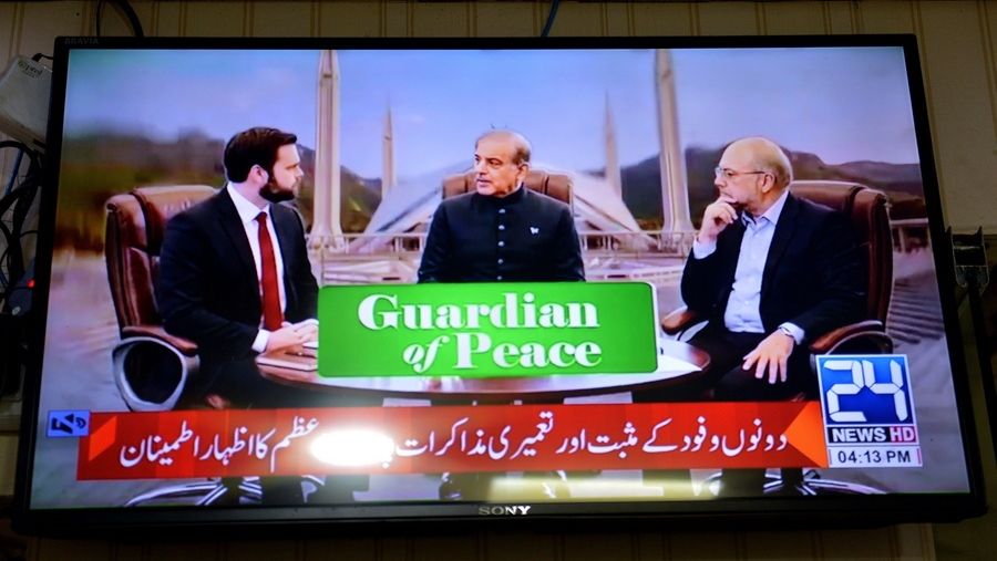 &Pi;&rho;ό&sigma;&omega;&pi;&omicron; &mu;&epsilon; &pi;&rho;ό&sigma;&omega;&pi;&omicron; &omicron;&iota; &Beta;ά&nu;&sigmaf; &kappa;&alpha;&iota; &Gamma;&kappa;ά&lambda;&iota;&mu;&pi;&alpha;&phi; &sigma;&tau;&iota;&sigmaf; &sigma;&upsilon;&nu;&omicron;&mu;&iota;&lambda;ί&epsilon;&sigmaf; &sigma;&tau;&omicron; &Pi;&alpha;&kappa;&iota;&sigma;&tau;ά&nu;