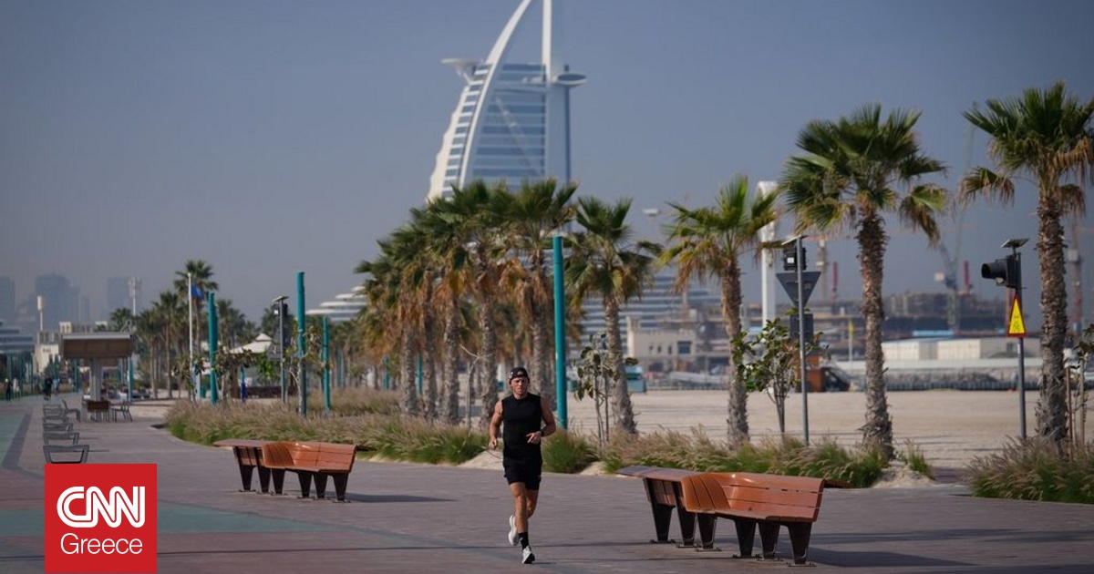 &Nu;&tau;&omicron;&upsilon;&mu;&pi;ά&iota;: &Tau;&omicron; &epsilon;&mu;&beta;&lambda;&eta;&mu;&alpha;&tau;&iota;&kappa;ό &xi;&epsilon;&nu;&omicron;&delta;&omicron;&chi;&epsilon;ί&omicron; Burj Al ⁠Arab &theta;&alpha; &kappa;&lambda;&epsilon;ί&sigma;&epsilon;&iota; &gamma;&iota;&alpha; 18 &mu;ή&nu;&epsilon;&sigmaf; &lambda;ό&gamma;&omega; &alpha;&nu;&alpha;&kappa;&alpha;ί&nu;&iota;&sigma;&eta;&sigmaf;