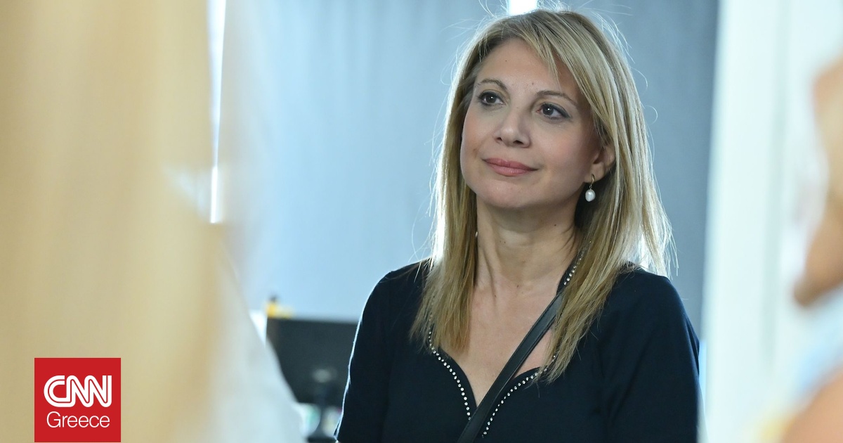 Καρυστιανού σε Σαμαρά για Λιβύη: «Αν είχες διευθετήσει την ΑΟΖ δεν θα έκλαιγες πάνω από χυμένο γάλα» Καρυστιανού σε Σαμαρά για Λιβύη: «Αν είχες διευθετήσει την ΑΟΖ δεν θα έκλαιγες πάνω από χυμένο γάλα»