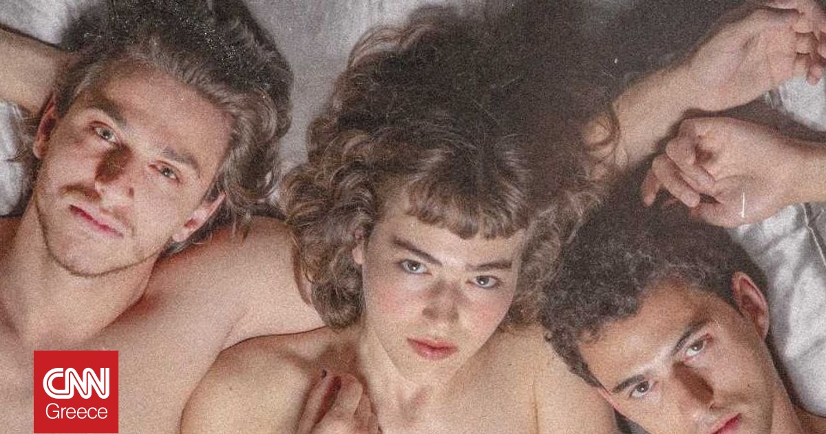 &laquo;The Dreamers&raquo;: &Omicron; &Kappa;&omega;&nu;&sigma;&tau;&alpha;&nu;&tau;ί&nu;&omicron;&sigmaf; &Rho;ή&gamma;&omicron;&sigmaf; &mu;&epsilon;&tau;&alpha;&phi;έ&rho;&epsilon;&iota; &sigma;&tau;&eta; &sigma;&kappa;&eta;&nu;ή &tau;&omicron; &epsilon;&mu;&beta;&lambda;&eta;&mu;&alpha;&tau;&iota;&kappa;ό έ&rho;&gamma;&omicron; &tau;&omicron;&upsilon; &Mu;&pi;&epsilon;&rho;&tau;&omicron;&lambda;&omicron;ύ&tau;&sigma;&iota;
