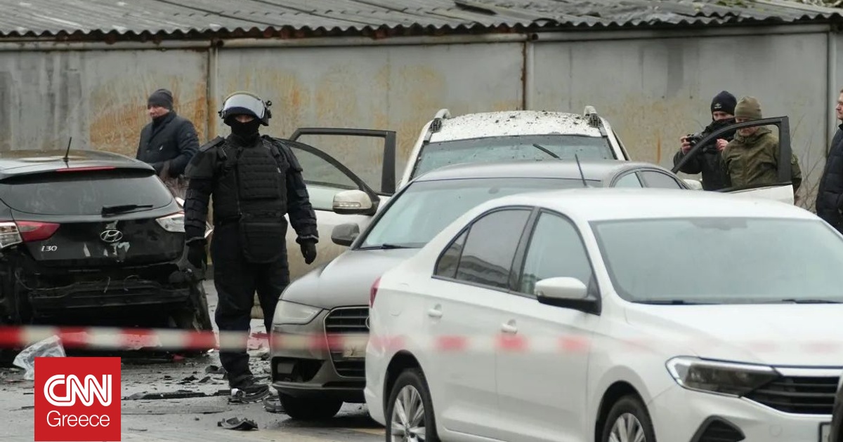 Έ&kappa;&rho;&eta;&xi;&eta; &sigma;&epsilon; &epsilon;&sigma;&tau;&iota;&alpha;&tau;ό&rho;&iota;&omicron; &sigma;&tau;&eta; &Mu;ό&sigma;&chi;&alpha;: &Tau;&rho;&epsilon;&iota;&sigmaf; &nu;&epsilon;&kappa;&rho;&omicron;ί &kappa;&alpha;&iota; 21 &tau;&rho;&alpha;&upsilon;&mu;&alpha;&tau;ί&epsilon;&sigmaf;