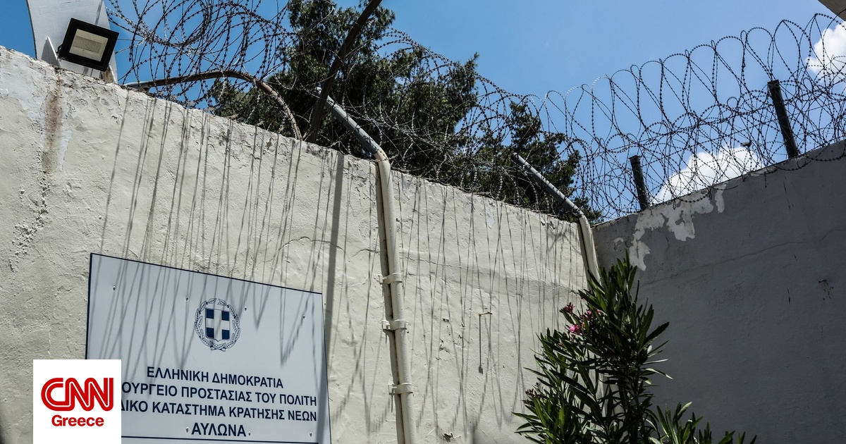 Έξι συλλήψεις για διακίνηση ναρκωτικών στις φυλακές Αυλώνα: Εμπλέκεται και σωφρονιστικός υπάλληλος Έξι συλλήψεις για διακίνηση ναρκωτικών στις φυλακές Αυλώνα: Εμπλέκεται και σωφρονιστικός υπάλληλος