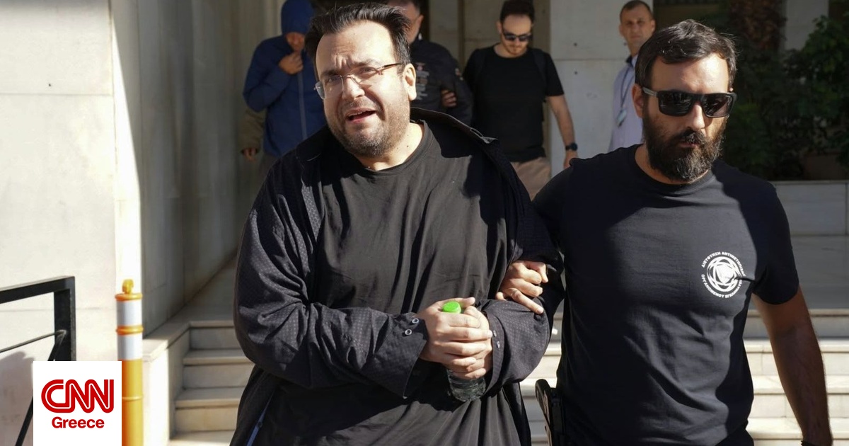 Πώς λειτουργούσαν οι δύο ομάδες της απάτης Καμπούρη – Όλη η δικογραφία Πώς λειτουργούσαν οι δύο ομάδες της απάτης Καμπούρη – Όλη η δικογραφία