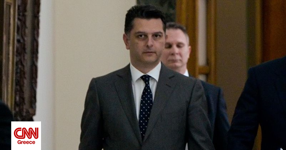 «Δεν αποτελεί υποχώρηση ή αποδοχή κατηγορίας» – Αποχώρησε από το Μαξίμου ο Μιχάλης Μπεκίρης «Δεν αποτελεί υποχώρηση ή αποδοχή κατηγορίας» – Αποχώρησε από το Μαξίμου ο Μιχάλης Μπεκίρης