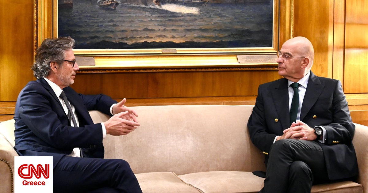 Συνάντηση Δένδια με τον Γερμανό υφυπουργό Άμυνας – Στο επίκεντρο η αμυντική συνεργασία Συνάντηση Δένδια με τον Γερμανό υφυπουργό Άμυνας – Στο επίκεντρο η αμυντική συνεργασία