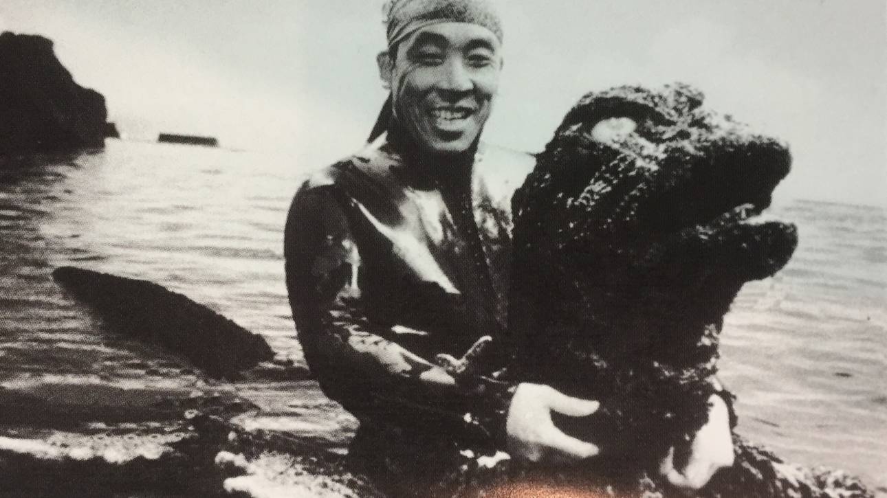 Θρήνος στην Ιαπωνία: Πέθανε ο πρώτος Γκοτζίλα της χώρας (vid)