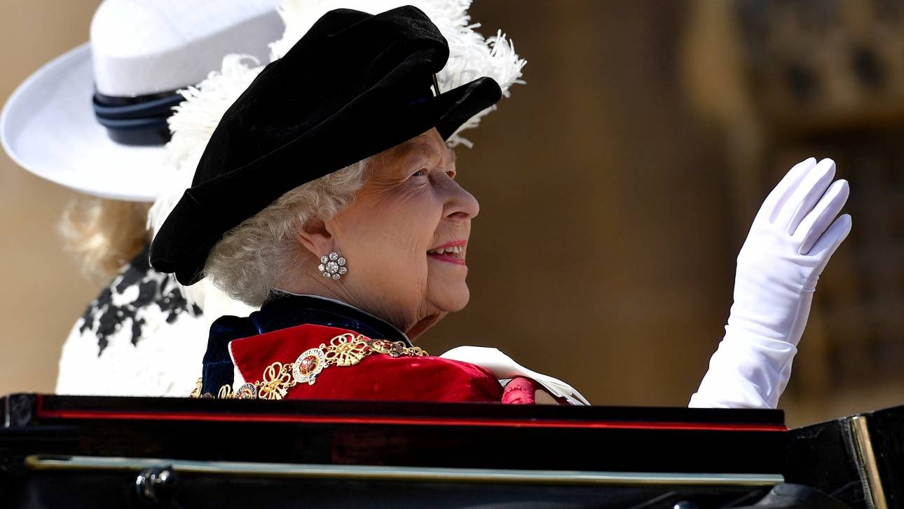 Royals united: η βρετανική μοναρχία γιορτάζει τα 700 χρόνια του Τάγματος της Περικνημίδας