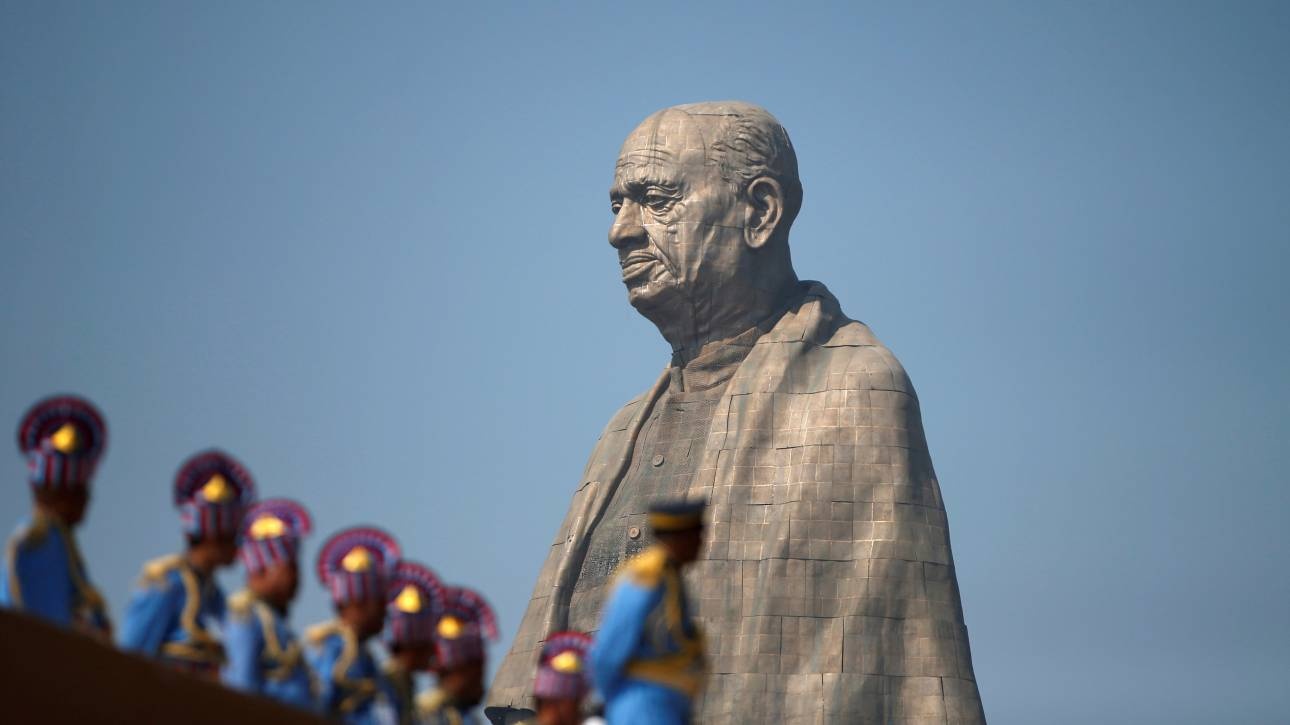 Ο «Iron Man της Ινδίας» έχει ύψος 182 μέτρα και είναι το ψηλότερο άγαλμα του κόσμου