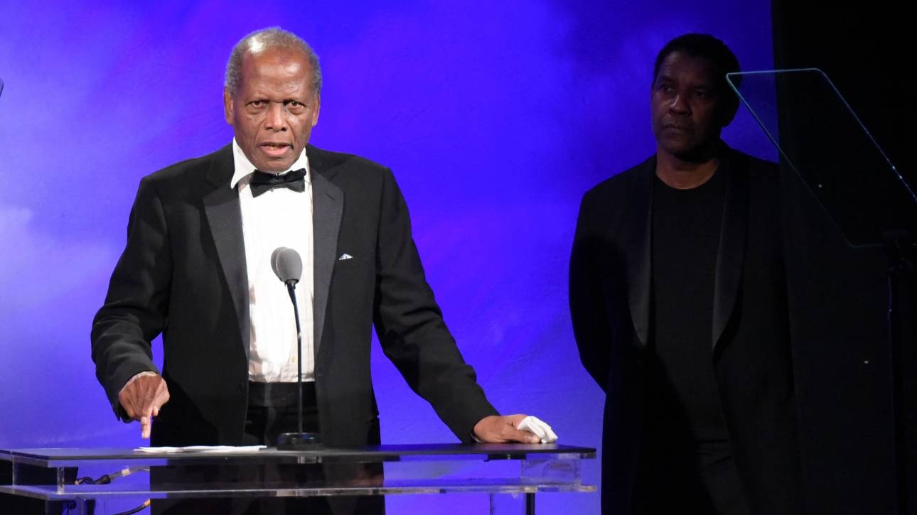 Τυφώνας Ντόριαν: Αγνοούνται πάνω από 23 μέλη της οικογένειας του ηθοποιού Σίντνεϊ Πουατιέ