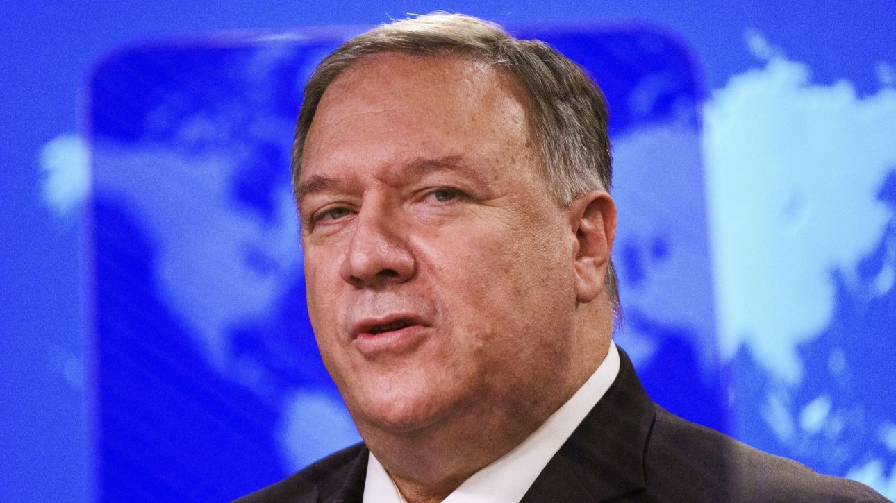 Γαλλία Ο Μάικ Πομπέο συμμετέχει σε τελετή κατάθεσης στεφάνου προς