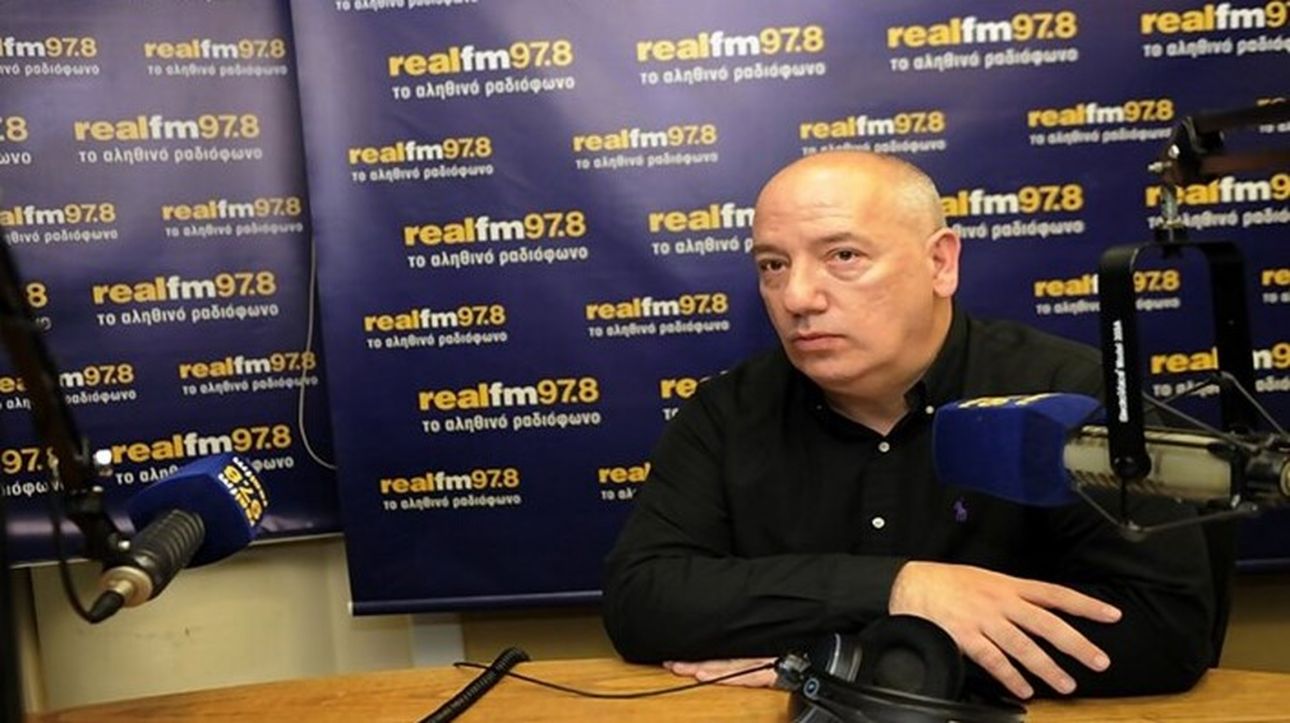 Πέθανε ο δημοσιογράφος Βασίλης Μπουζιώτης CNN.gr