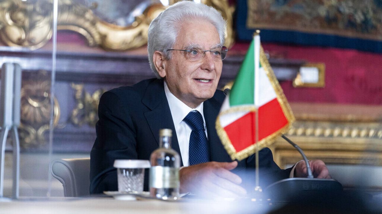 &Mu;&alpha;&tau;&alpha;&rho;έ&lambda;&alpha;: N&alpha; &mu;&eta;&nu; &alpha;&mu;&phi;&iota;&tau;&alpha;&lambda;&alpha;&nu;&tau;&epsilon;&upsilon;&theta;&epsilon;ί &omicron; &kappa;ό&sigma;&mu;&omicron;&sigmaf; &mu;&epsilon;&tau;&alpha;&xi;ύ &delta;&eta;&mu;&omicron;&kappa;&rho;&alpha;&tau;&iota;&kappa;ή&sigmaf; &epsilon;&lambda;&epsilon;&upsilon;&theta;&epsilon;&rho;ί&alpha;&sigmaf; &kappa;&alpha;&iota; &kappa;&alpha;&iota;&sigma;&alpha;&rho;&iota;&sigma;&tau;&iota;&kappa;ή&sigmaf; &tau;&upsilon;&rho;&alpha;&nu;&nu;ί&alpha;&sigmaf;