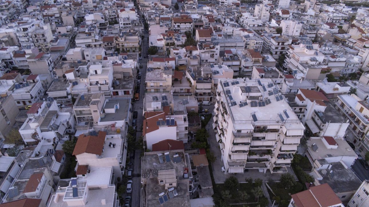 Οι πολυκατοικίες «αναβαθμίζονται» – Επιδοτήσεις και προγράμματα που δίνουν ανάσα στους ιδιοκτήτες