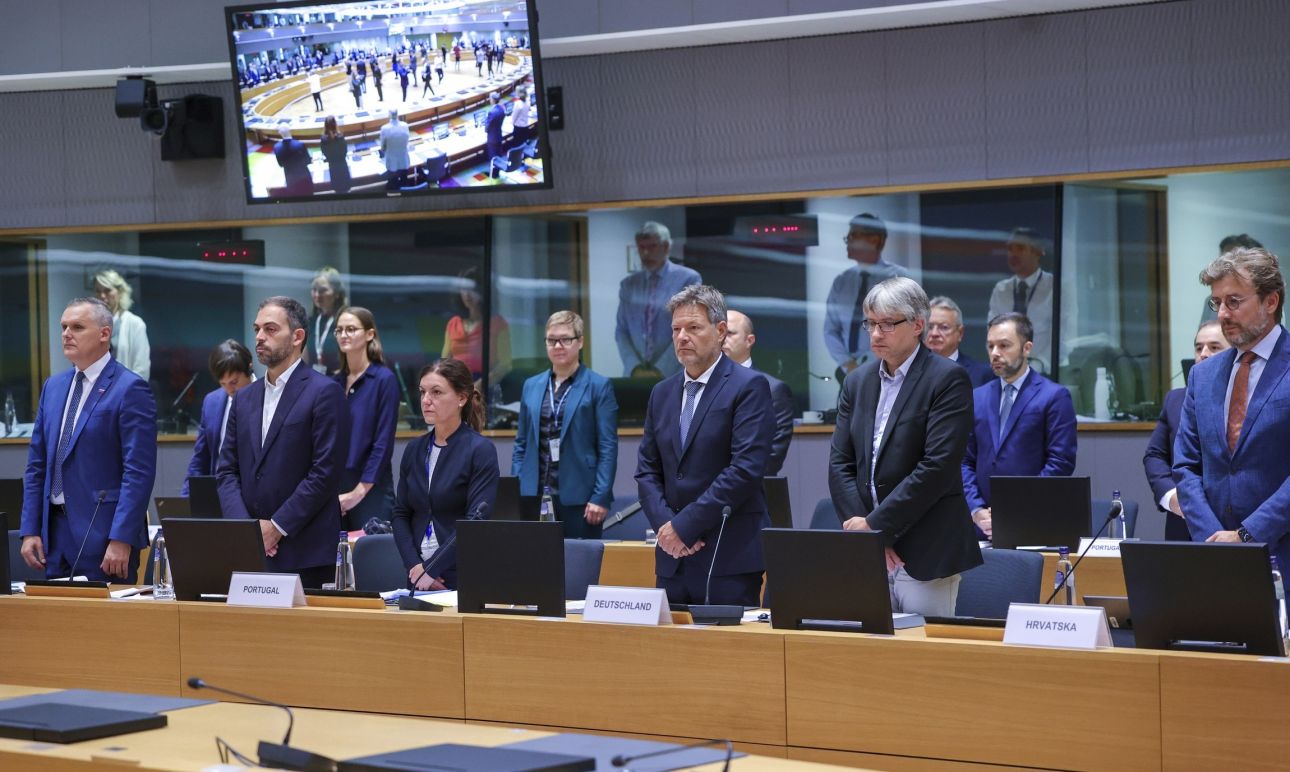 Αναζητώντας ευρωπαϊκή ενότητα για την ενέργεια: To «αγκάθι» του πλαφόν στο αέριο απειλεί τη συμφωνία