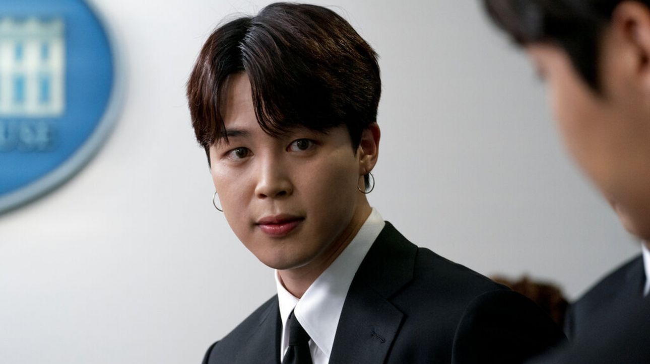 Στην κορυφή των Billboard Hot 100 ο Jimin των BTS, με το «Like Crazy»