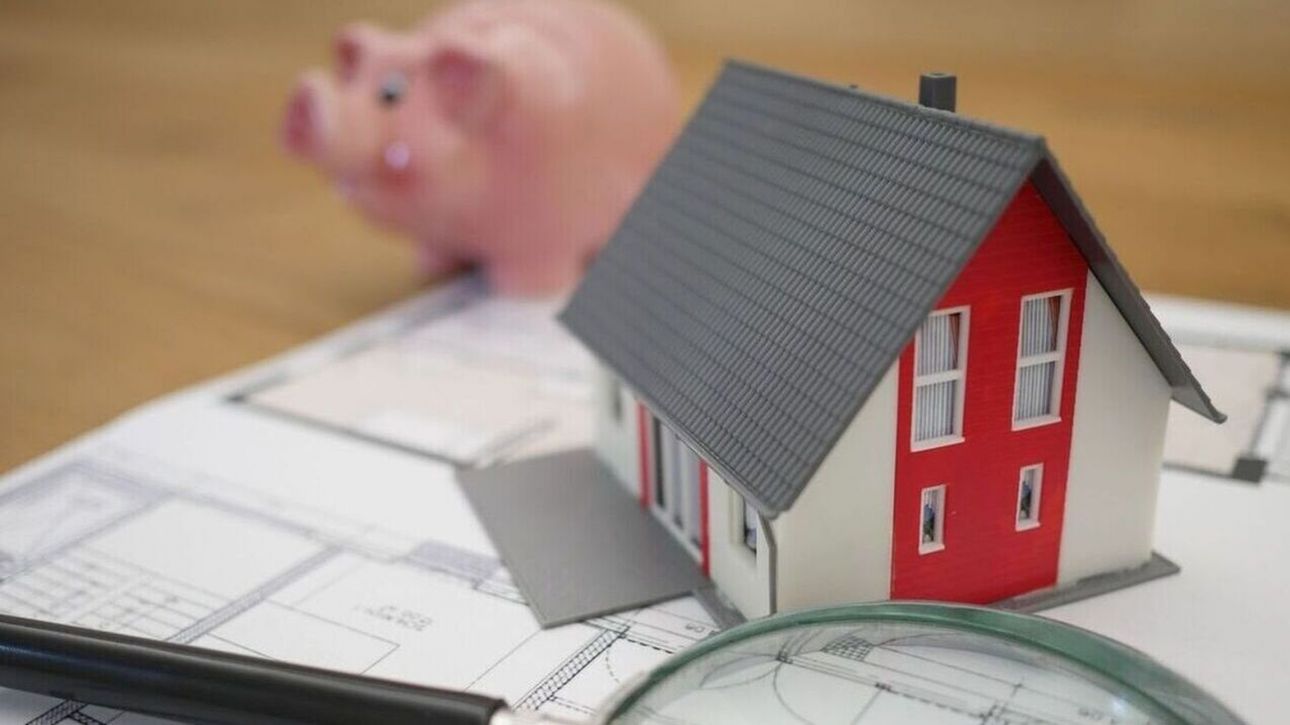 «Εξοικονομώ-Ανακαινίζω για Νέους»: Άνοιξε η πλατφόρμα – Ποιοι δικαιούνται να κάνουν αίτηση