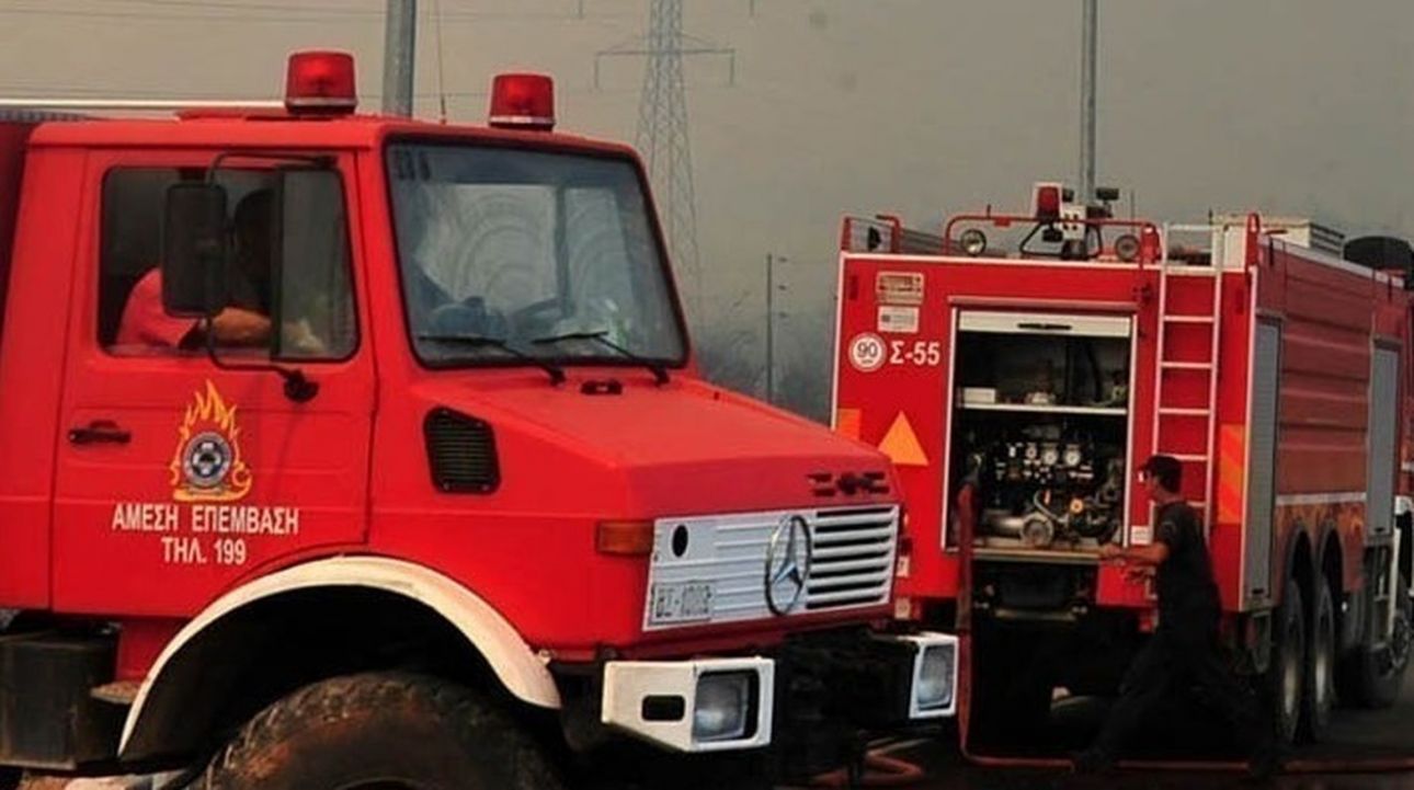 Υπό μερικό έλεγχο η φωτιά στο Κρυονέρι – Παραμένουν ισχυρές δυνάμεις στο σημείο Υπό μερικό έλεγχο η φωτιά στο Κρυονέρι – Παραμένουν ισχυρές δυνάμεις στο σημείο
