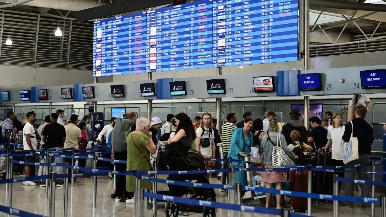 Δήμας: Με 80 ελεγκτές εναέριας κυκλοφορίας ενισχύονται οι υπηρεσίες αεροναυτιλίας