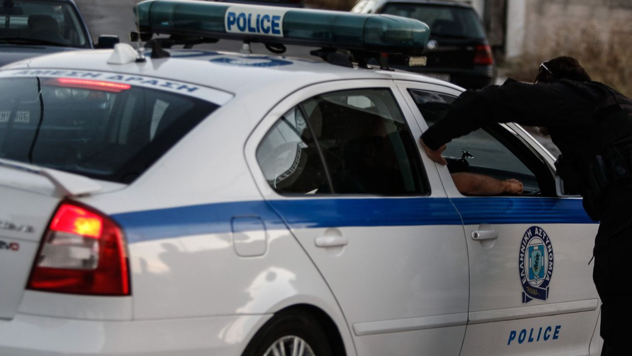 Ηράκλειο Κρήτης: Παραδόθηκαν πατέρας και γιος για το αιματηρό επεισόδιο για κτηματικές διαφορές Ηράκλειο Κρήτης: Παραδόθηκαν πατέρας και γιος για το αιματηρό επεισόδιο για κτηματικές διαφορές