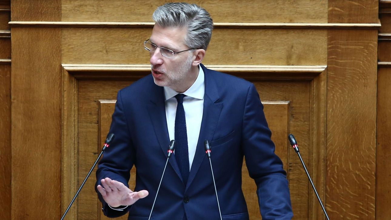 Άκης Σκέρτσος: Για πρώτη φορά δίνεται ένα τόσο μεγάλο πακέτο φοροελαφρύνσεων στη μισθωτή εργασία Άκης Σκέρτσος: Για πρώτη φορά δίνεται ένα τόσο μεγάλο πακέτο φοροελαφρύνσεων στη μισθωτή εργασία