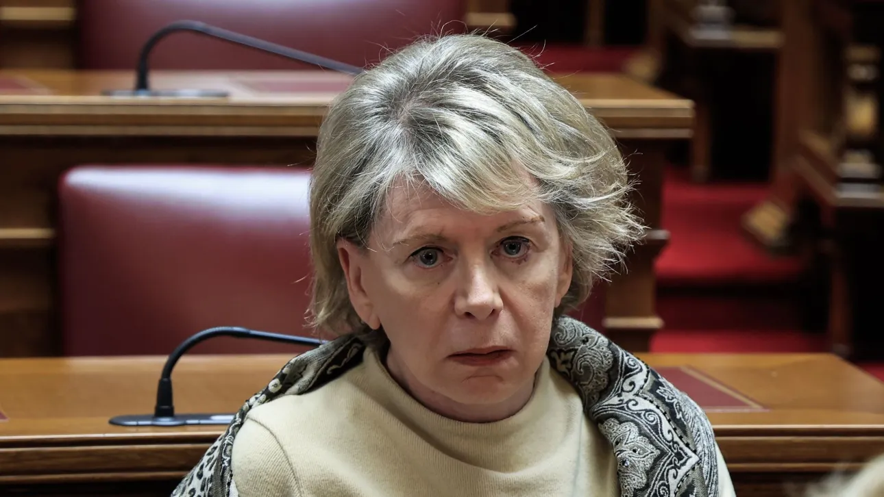 Άρση ασυλίας για την Έλενα Ακρίτα