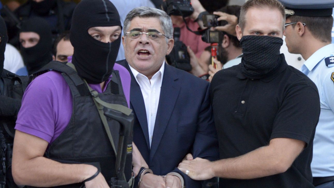 Αντιδράσεις των δικηγόρων κατηγορίας για αποφυλάκιση Μιχαλολιάκου: «Σκανδαλώδης απόφαση»