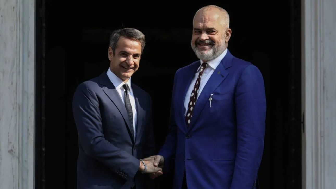 Συνάντηση Μητσοτάκη - Ράμα στο Μαξίμου και συζήτηση του πρωθυπουργού με Αντόνιο Κόστα στους Δελφούς