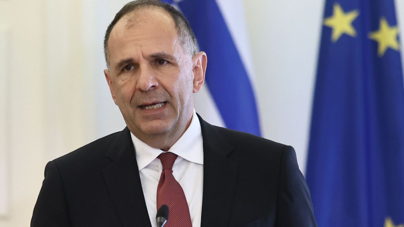 Γεραπετρίτης για θαλάσσια πάρκα: «Δεν φοβόμαστε, δεν θα σταματήσουμε» Γεραπετρίτης για θαλάσσια πάρκα: «Δεν φοβόμαστε, δεν θα σταματήσουμε»