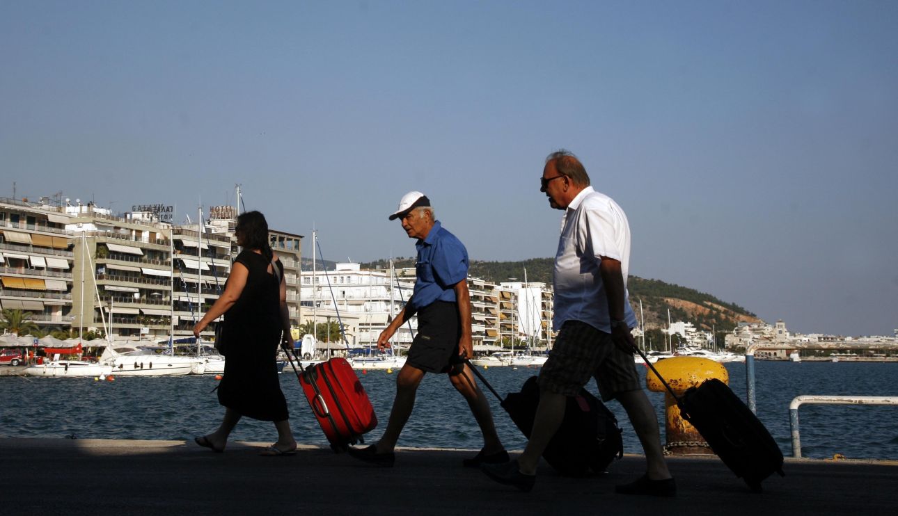 &Alpha;&lambda;&lambda;ά&zeta;&omicron;&upsilon;&nu; &tau;&alpha; &tau;&alpha;&xi;&iota;&delta;&iota;&omega;&tau;&iota;&kappa;ά &pi;&alpha;&kappa;έ&tau;&alpha; &sigma;&tau;&eta;&nu; &Epsilon;&Epsilon; - &Nu;έ&omicron;&iota; &kappa;&alpha;&nu;ό&nu;&epsilon;&sigmaf; &gamma;&iota;&alpha; &alpha;&pi;&omicron;&zeta;&eta;&mu;&iota;ώ&sigma;&epsilon;&iota;&sigmaf; &kappa;&alpha;&iota; &epsilon;&pi;&iota;&sigma;&tau;&rho;&omicron;&phi;έ&sigmaf;