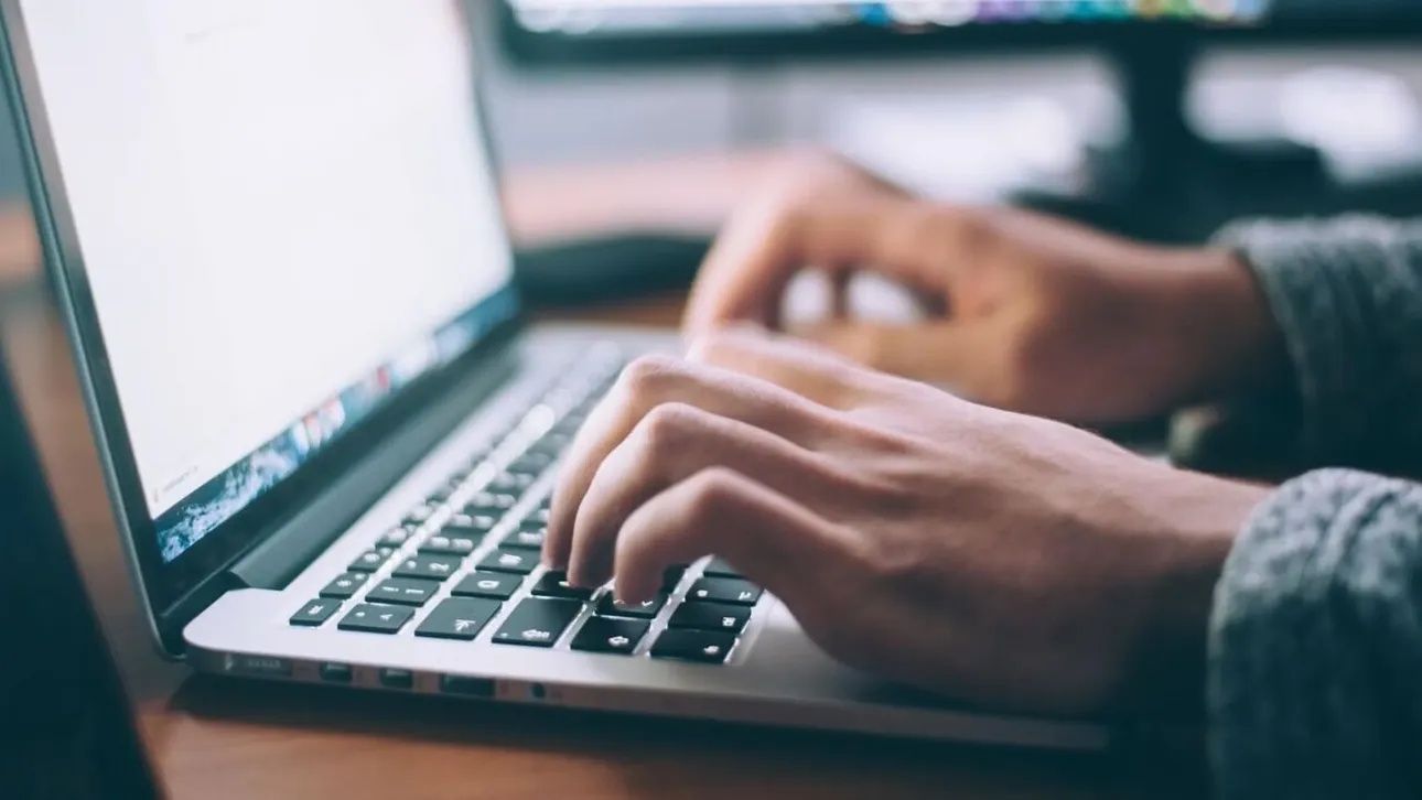 &Pi;&alpha;&rho;&alpha;&tau;&epsilon;ί&nu;&epsilon;&tau;&alpha;&iota; &eta; &eta;&lambda;&epsilon;&kappa;&tau;&rho;&omicron;&nu;&iota;&kappa;ή &pi;&lambda;&eta;&rho;&omega;&mu;ή &epsilon;&nu;&omicron;&iota;&kappa;ί&omicron;&upsilon; &mu;έ&sigma;&omega; &tau;&rho;&alpha;&pi;&epsilon;&zeta;ώ&nu; - &Pi;ό&tau;&epsilon; &theta;&alpha; &epsilon;&phi;&alpha;&rho;&mu;&omicron;&sigma;&tau;&epsilon;ί &tau;&omicron; &mu;έ&tau;&rho;&omicron;