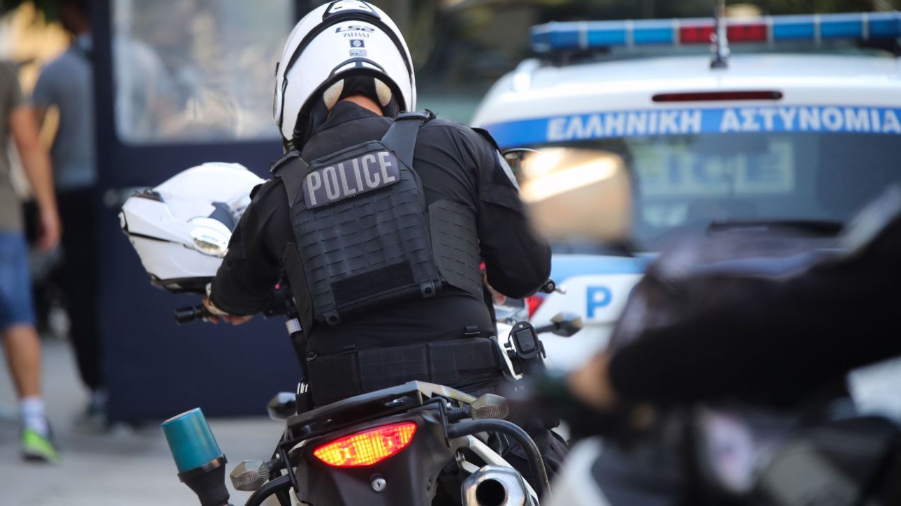 &Epsilon;&xi;&alpha;&rho;&theta;&rho;ώ&theta;&eta;&kappa;&epsilon; &kappa;ύ&kappa;&lambda;&omega;&mu;&alpha; &pi;&lambda;&alpha;&sigma;&tau;ώ&nu; &tau;&alpha;&xi;&iota;&delta;&iota;&omega;&tau;&iota;&kappa;ώ&nu; &epsilon;&gamma;&gamma;&rho;ά&phi;&omega;&nu; &sigma;&tau;&eta;&nu; &Alpha;&tau;&tau;&iota;&kappa;ή