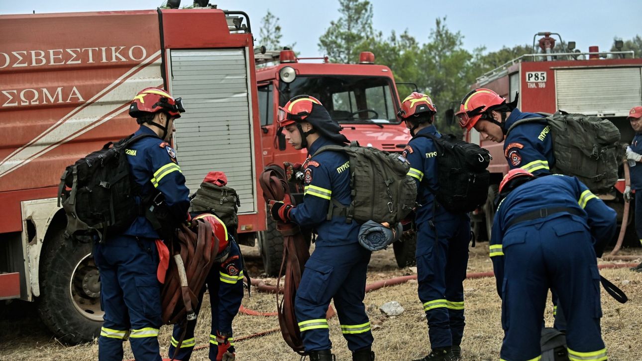 Πυροσβέστες καταγγέλλουν ότι δέχτηκαν ένοπλη επίθεση σε επιχείρηση στον Ασπρόπυργο