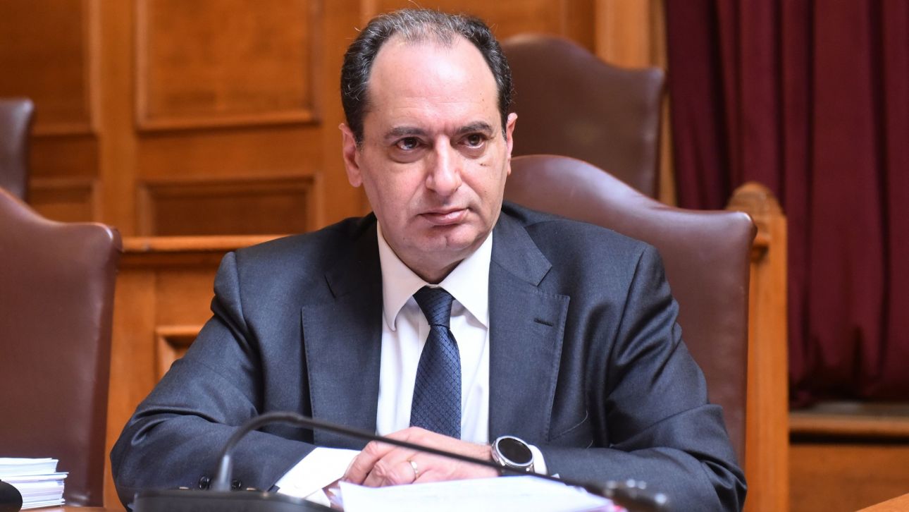 «Πυρά» Σπίρτζη κατά της κυβέρνησης στη δίκη για τις τηλεφωνικές παρακολουθήσεις